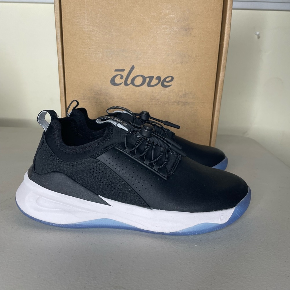Women’s Clove shoes in Night Shift Black size 5